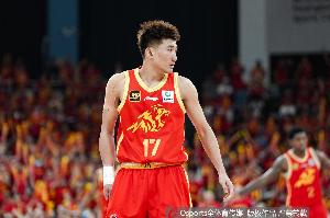 媒体人：大秋塔克布朗砍79分 林秉圣X因素 王博下半场弃用孙铭徽配图